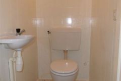 Zwevend-toilet-plaatsen-2